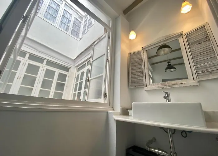 아파트 Anticuario En El Teatro Falla *