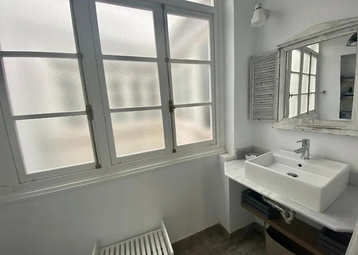 아파트 Anticuario En El Teatro Falla