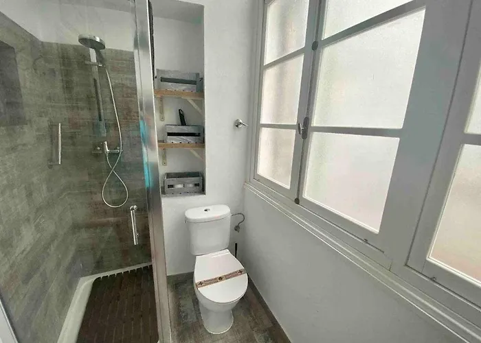 Anticuario En El Teatro Falla